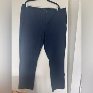 NWT Men’s Navy Blue Even Tied Straight Coastal Roll Cuff Pant - Size 42x32